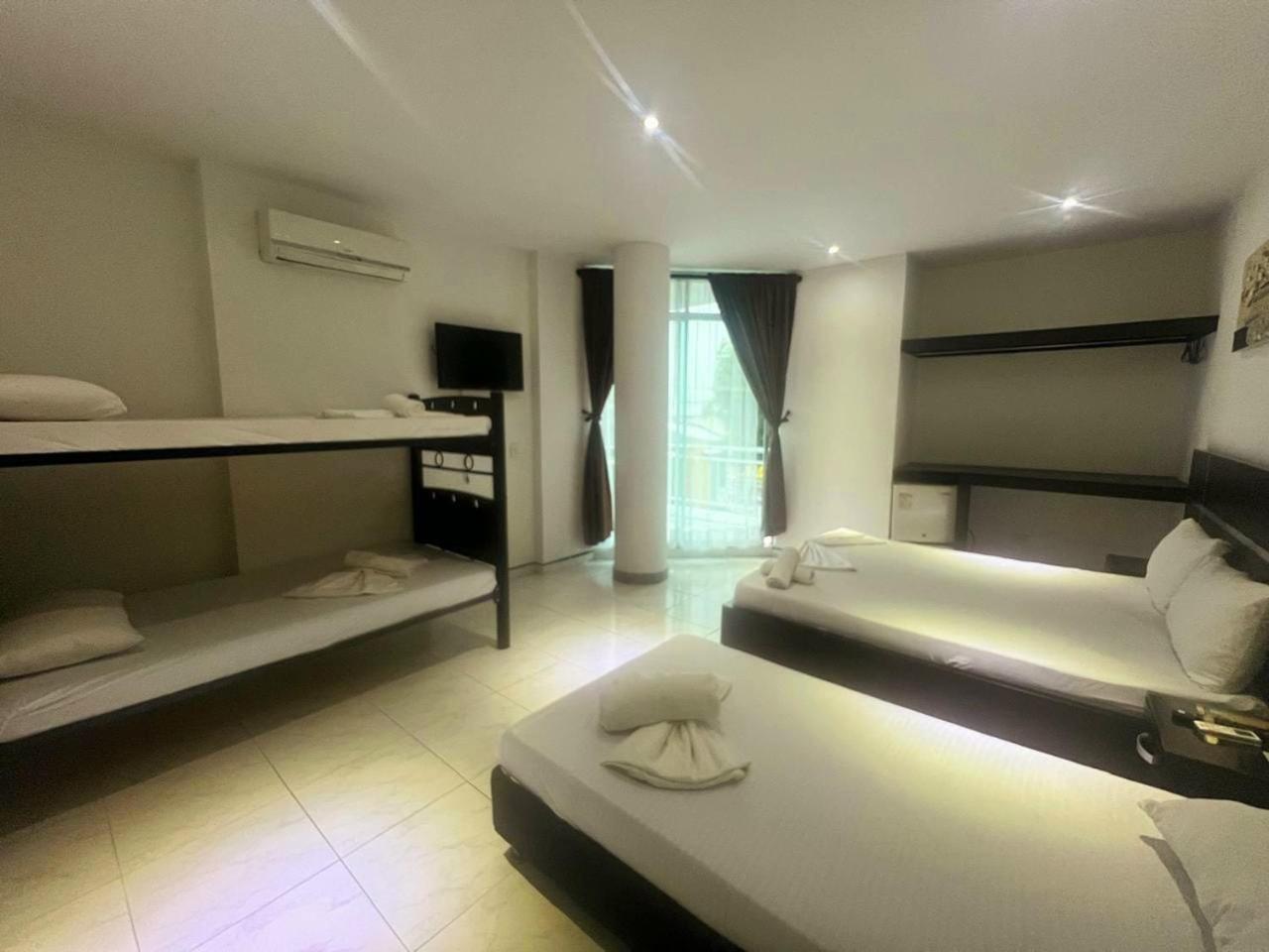 Hotel Suite Royal Melgar Exterior foto