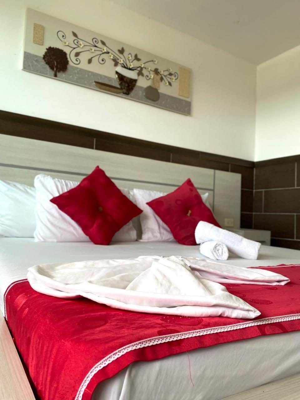 Hotel Suite Royal Melgar Exterior foto